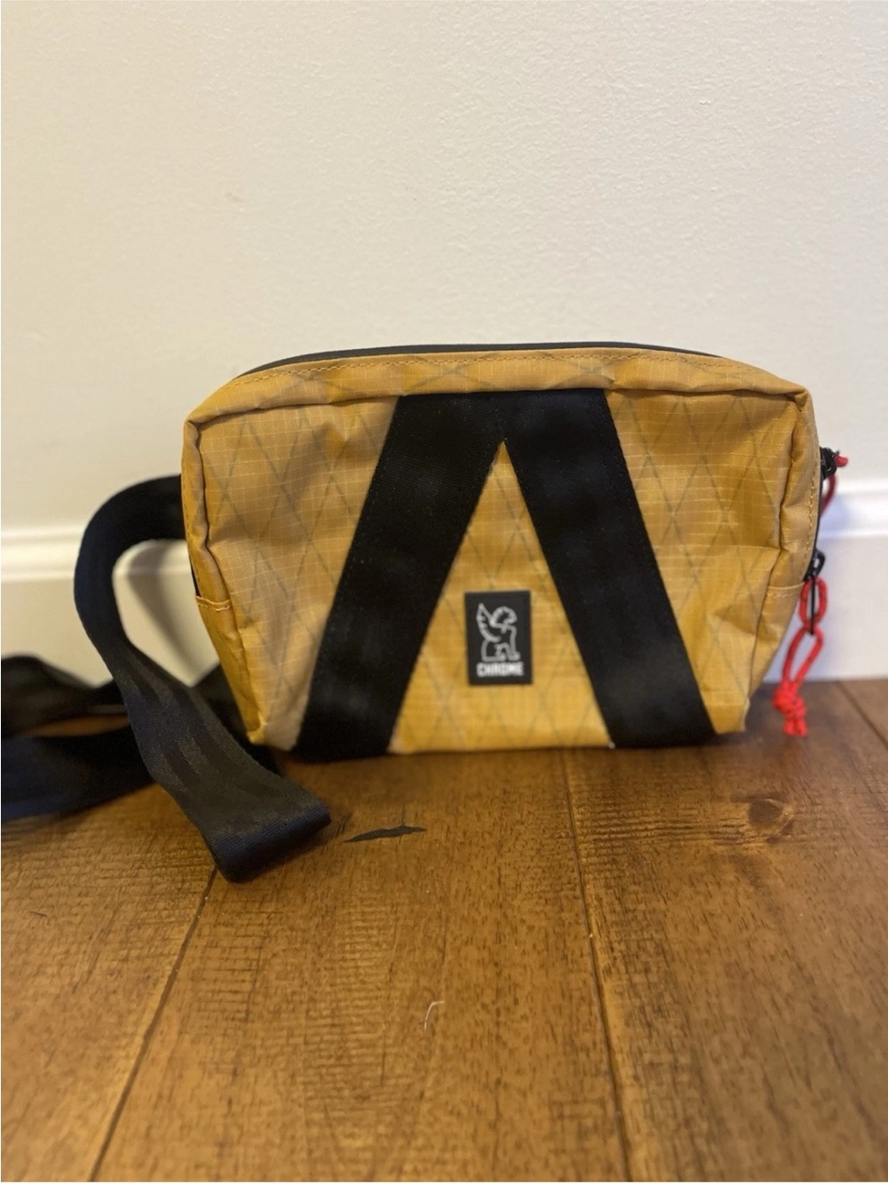 Chrome Industries Mini Tensile Sling Waist Bag Black Crossbody Amber Compact